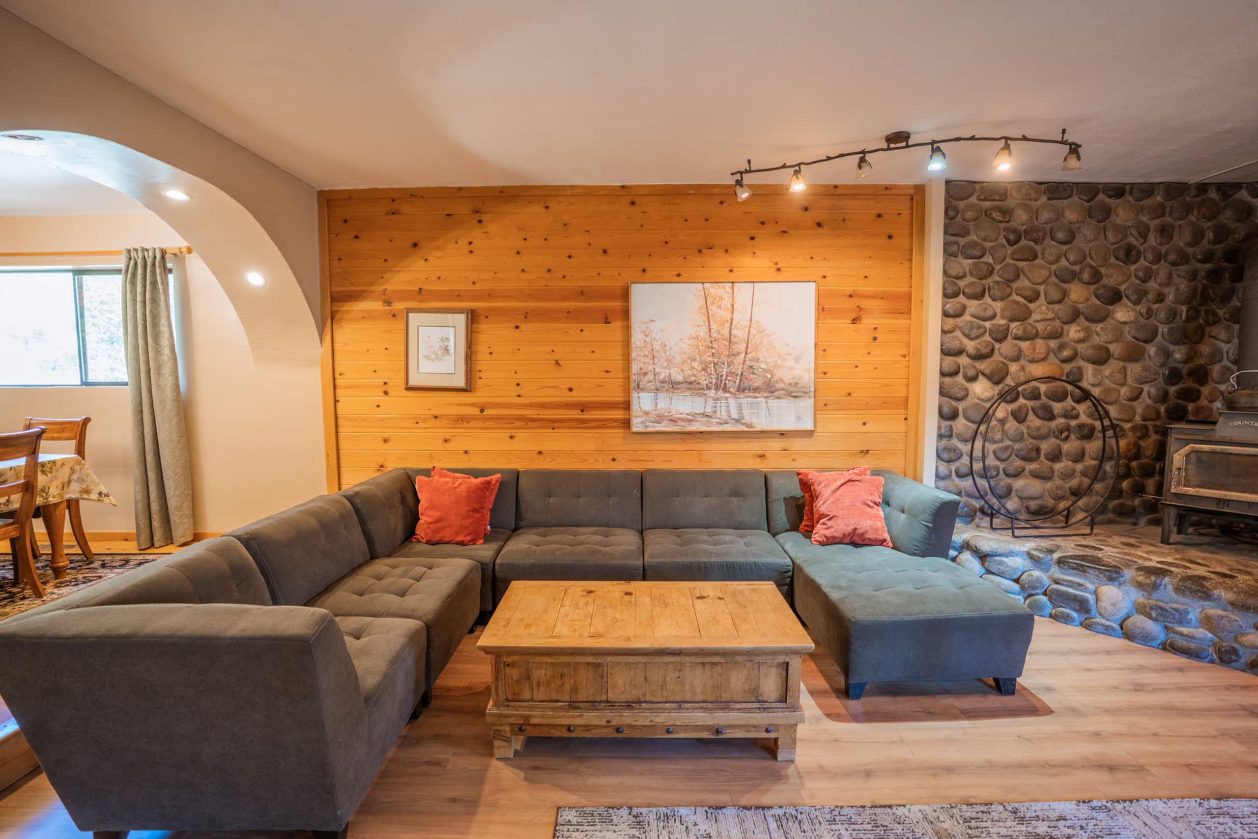 Alpine Retreat with EV Charger & Fenced Yard - Photo 38
