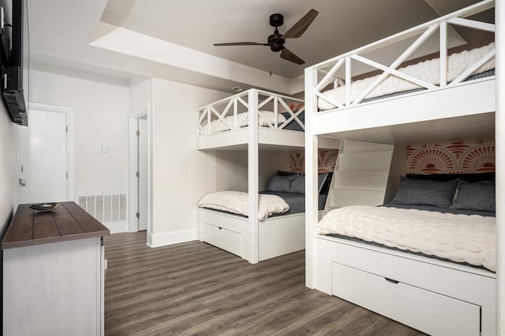 Bedroom 6