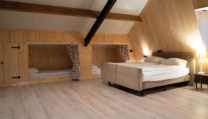 Рафт, обща спалня