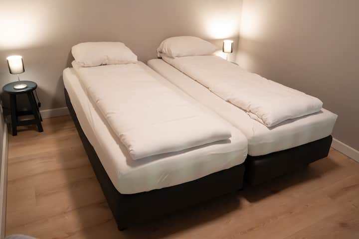 спалня 7 : спалня в апартамент 4 - цветната шапка