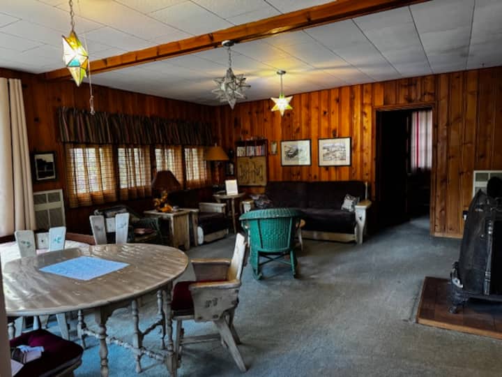 Meeker Cabin Nestled In  A Peaceful Mountain Town - Green Mountain Falls, CO