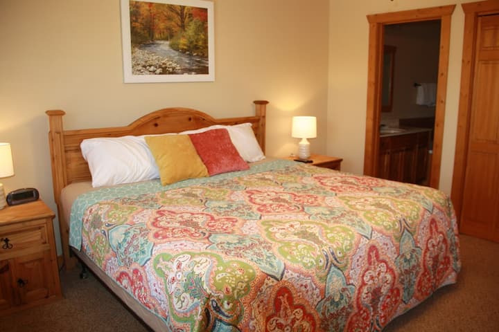 Chumba cha kulala cha Mwalimu 1