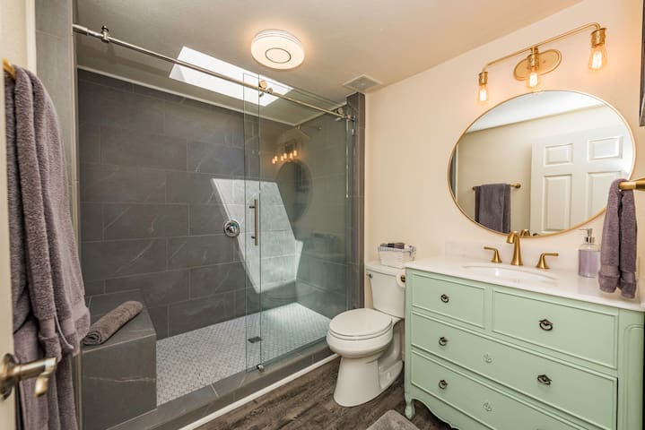 Juan de Fuca Waterfront Hotel & Cottages managed Airbnb listing 1