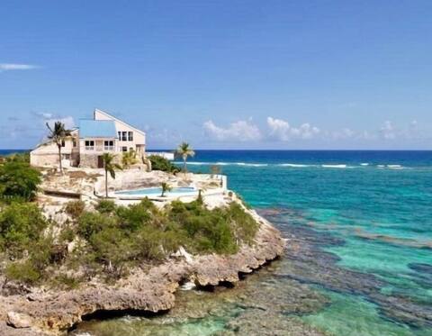 The Point House Oceanfront, Pool, Incredible Views