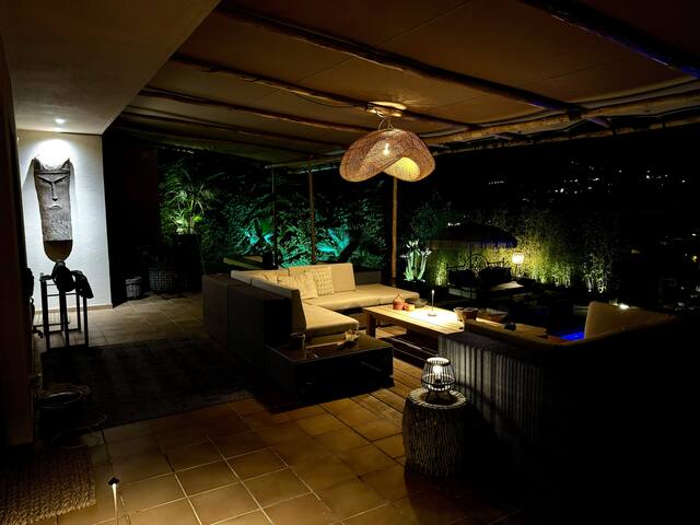 Casa Tanio 150m walking from the Beach / Village gallery image 3