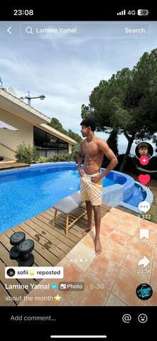 Villa de lujo de 4 dormitorios, piscina y barbacoa gallery image 2