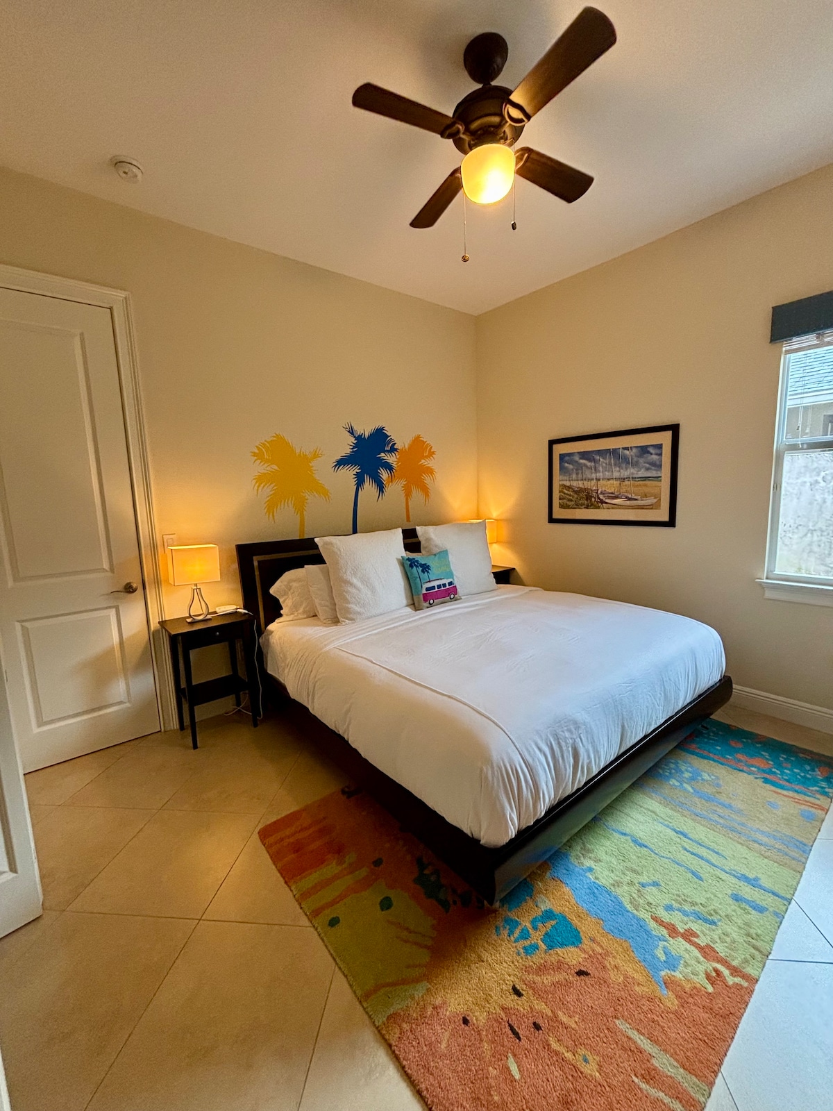 Dormitorio king + baño Jack-n-Jill 