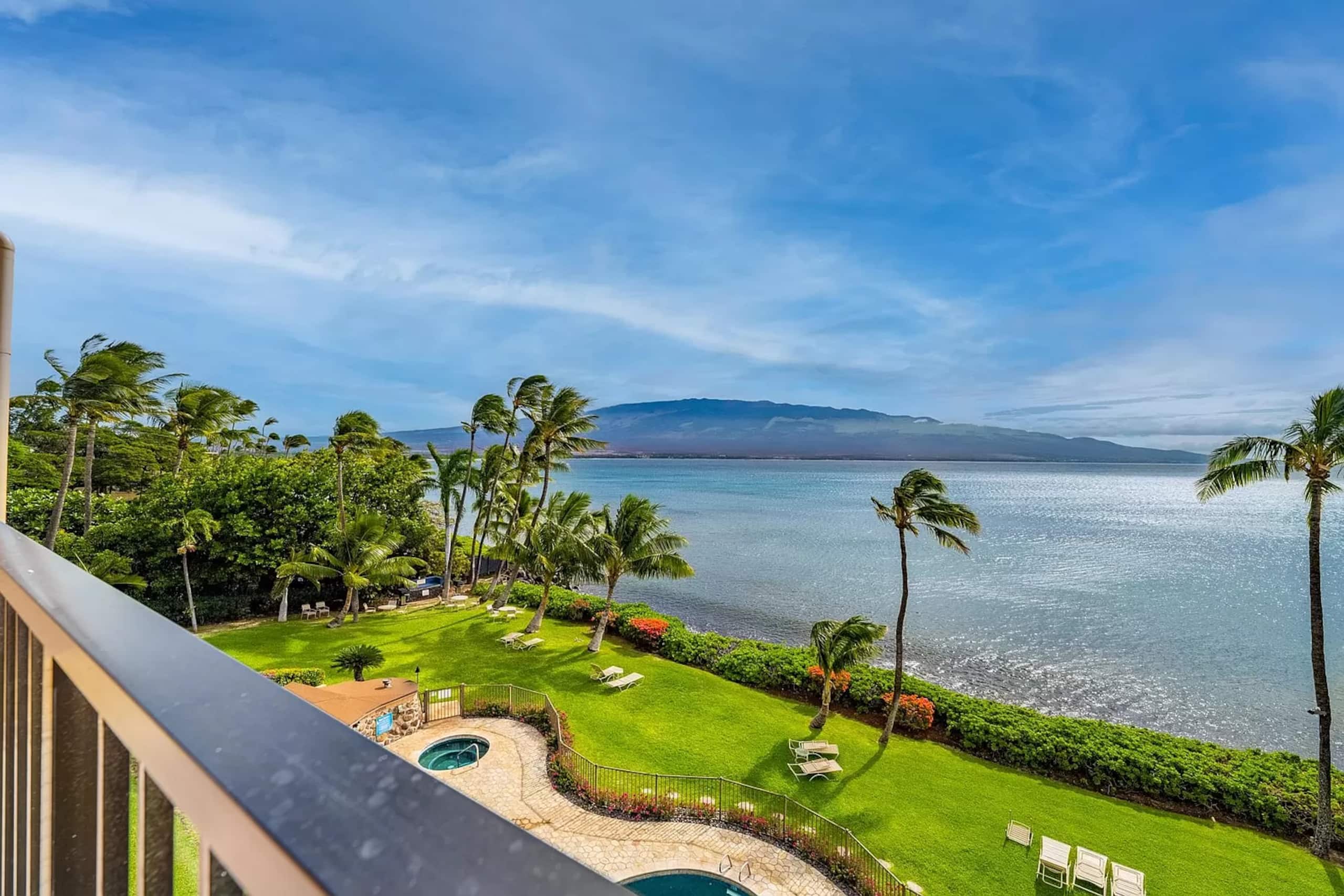 Condo in Wailuku · ★4.76 · 2 bedrooms · 3 beds · 2 baths - Image 9