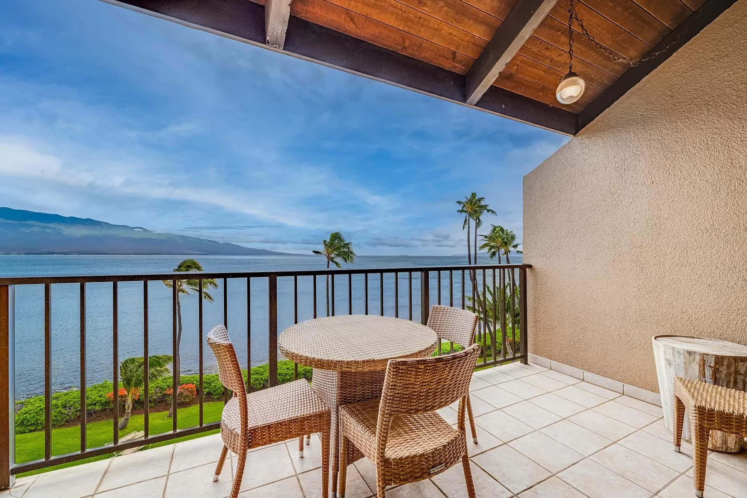 Condo in Wailuku · ★4.76 · 2 bedrooms · 3 beds · 2 baths - Image 10