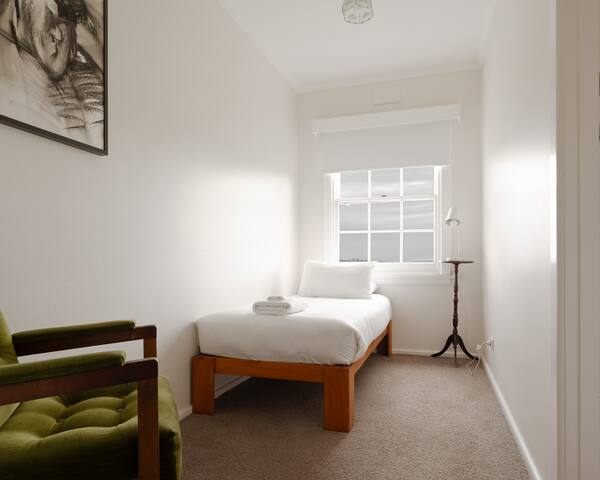 The Boatman’s West House – Low Head Pilot Station gallery image 3