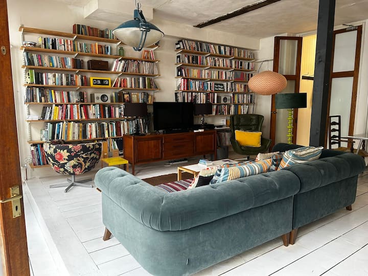 Chic  Warehouse Mews Pad - Brighton and Hove