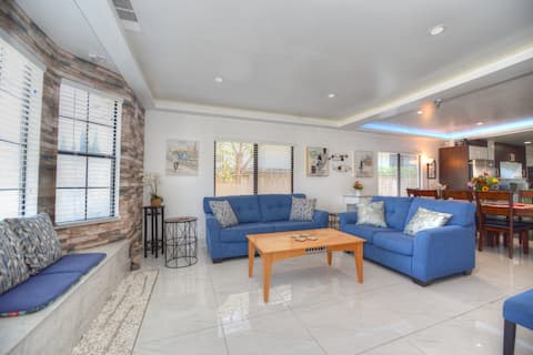 Top performing Airbnb: Fascinating 7bd/5ba home, Heart of Silicon Valley! in San Jose / Sunnyvale / Santa Clara