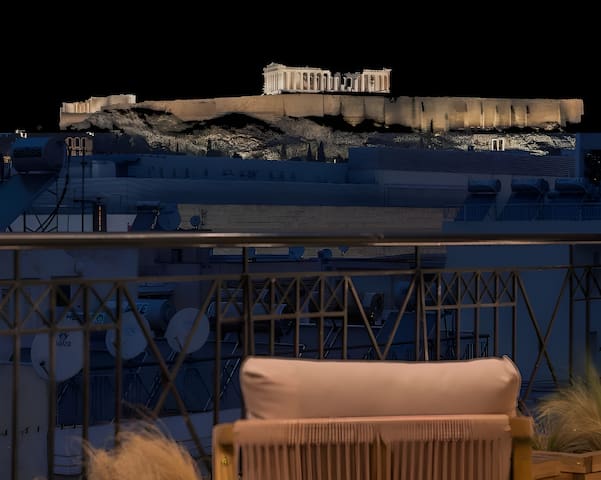 Parthenon dream, breathtaking views & free parking