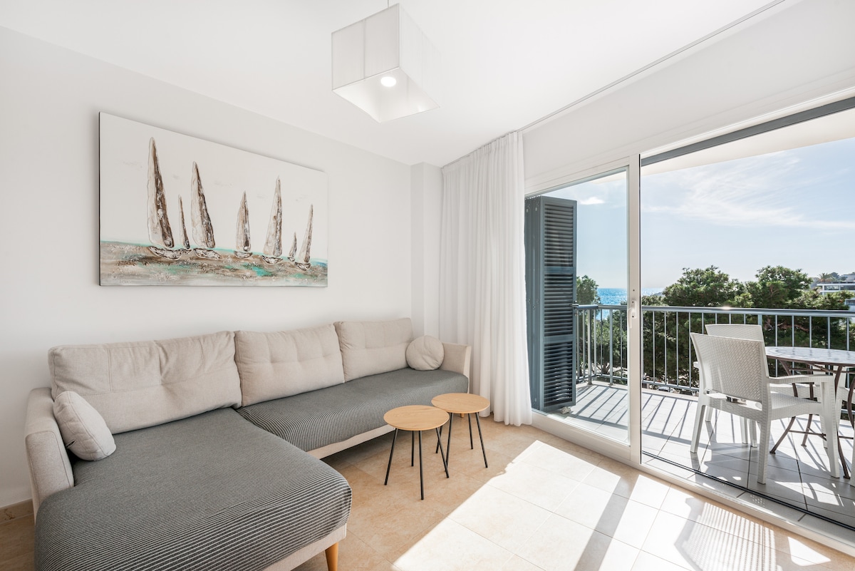 Top Airbnb: Ocean view apartment 3 - 120 m to the beach en Manacor