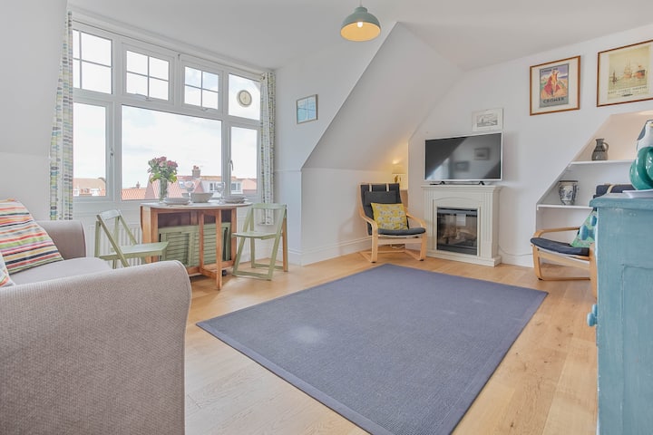 Seaview Apartment, 1 Min To Beach And Town - Sheringham