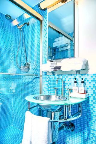 Heavenly Beach Penthouse gallery image 3