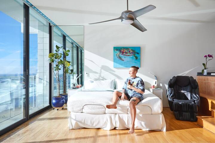 Heavenly Beach Penthouse gallery image 2