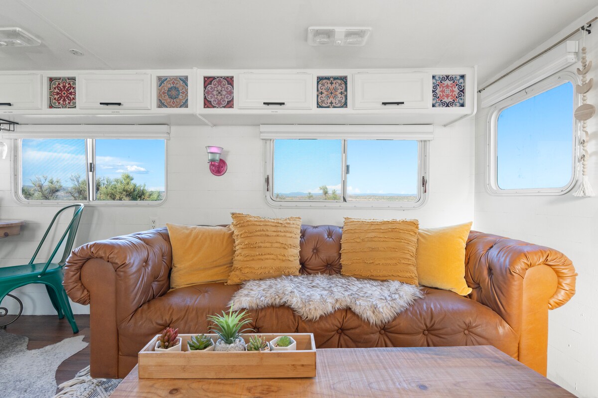 Top Airbnb: Mountain Top Retreat - Sedona / Jerome views! in Cornville