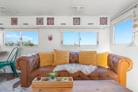 Top Airbnb: Mountain Top Retreat - Sedona / Jerome views! in Cornville