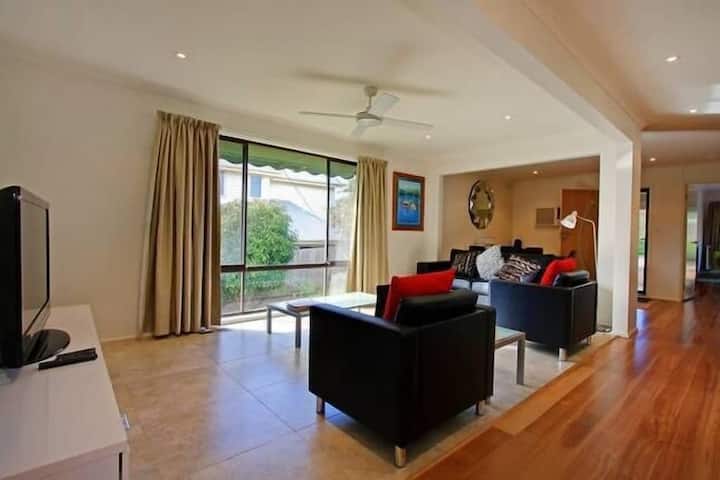 Erland Beach House, 200 Meters From Beach - Sorrento