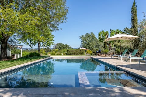 Modern Wine Country Escape - 10min to Healdsburg