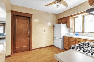 North Buffalo 3 Bed Upper near Hertel, photo 5 of 20