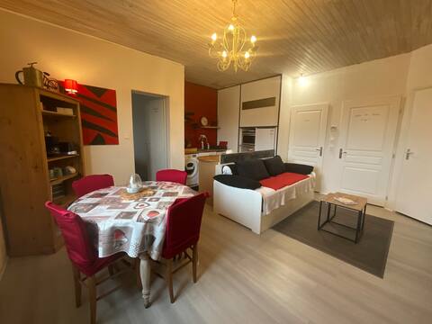Charming 2-room "Cl 3*"
3p+1child/3 beds park and patio