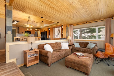 Popular Airbnb listing: Ski in Ski out, One Bedroom Condo with Jacuzzi Tub in Granby