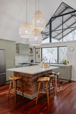 Melt Down South. The ultimate family bush escape. gallery image 2