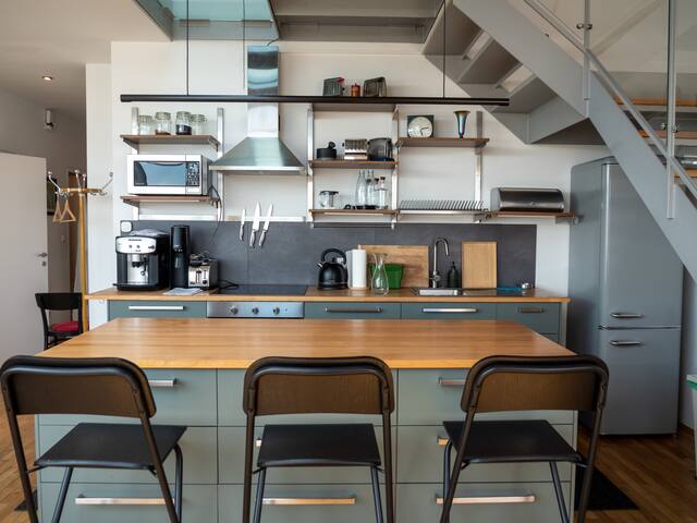 Panoramic terrace view, loft3 next to city centre gallery image 4