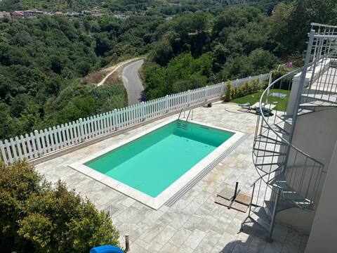 3 Bed 2 Bath Exclusive Villa with Pool Tropea