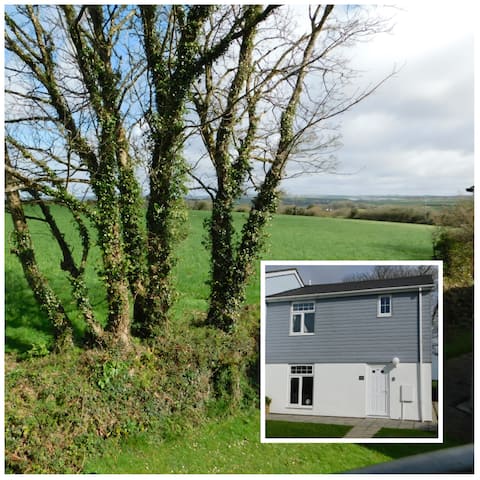 Spacious 4 bed Cottage near Newquay