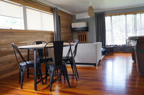 Popular Airbnb listing: The Games Room -Studio in Waikato District
