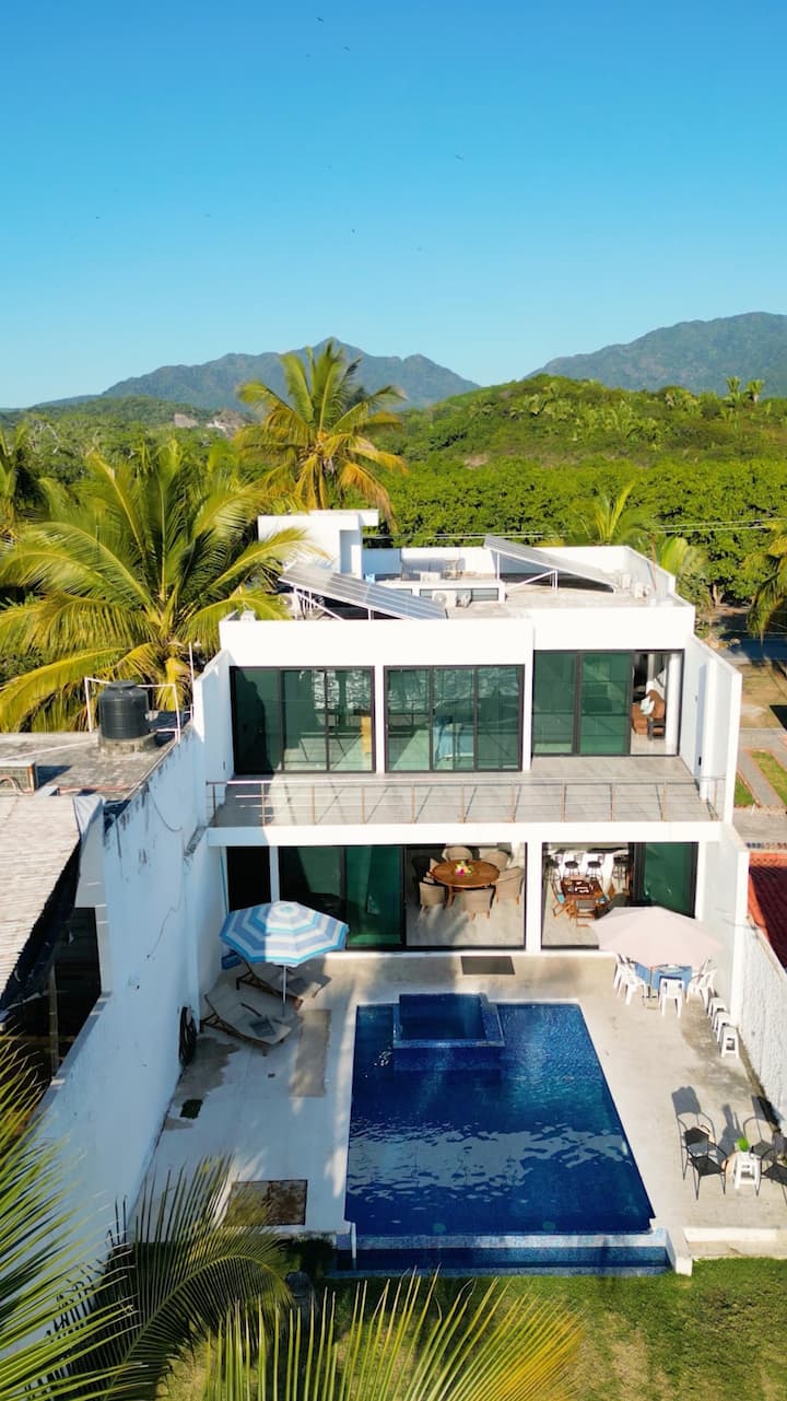 Aticama Beach #8 | Beachfront Home - Mexique