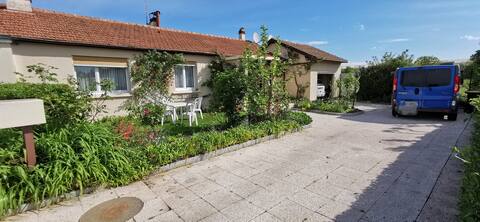 Metz single storey quiet private parking 5 beds + 1 baby