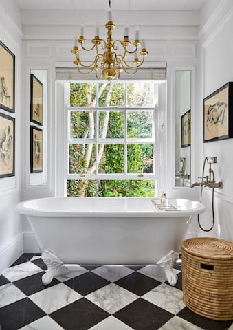 Classic Home in the heart of Newlands Village