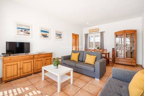 Anuncio de Airbnb popular: Pretty Villa, Private Pool, A/C, Wifi, Near Beach en Alaior