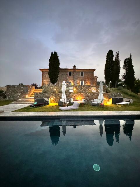 Modern restorated country house with pool