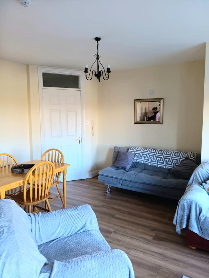 Spacious Apartment, Enniscrone - Enniscrone