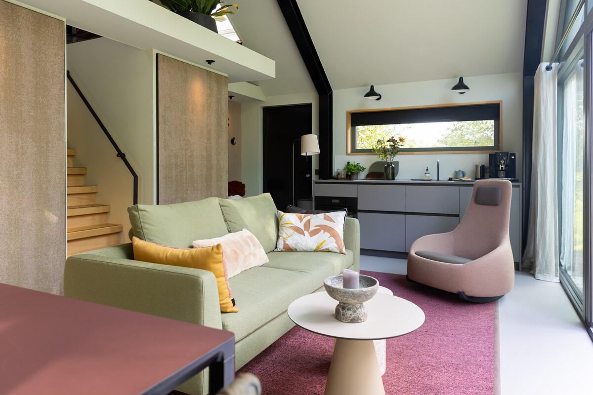 Popular Airbnb listing: Luxe design cabin 'Bos en Brummen'. Adult only. in Gelderland