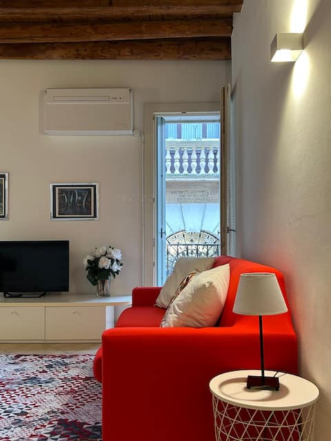 Casa Milena, in the city's elegant living room