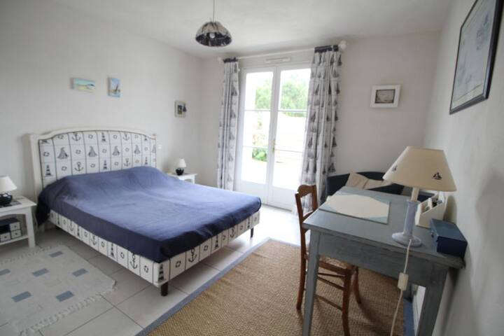 საძინებელი 1