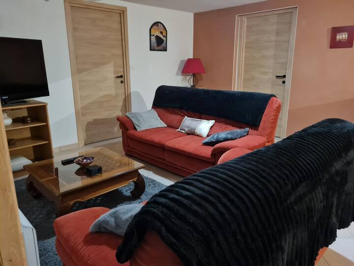 Gîte L'occitane, Logement 3 Chambres Avec Piscine - Samatan
