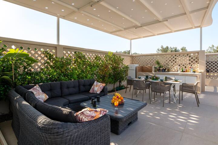 Villa Gaia Green-Adults only gallery image 3