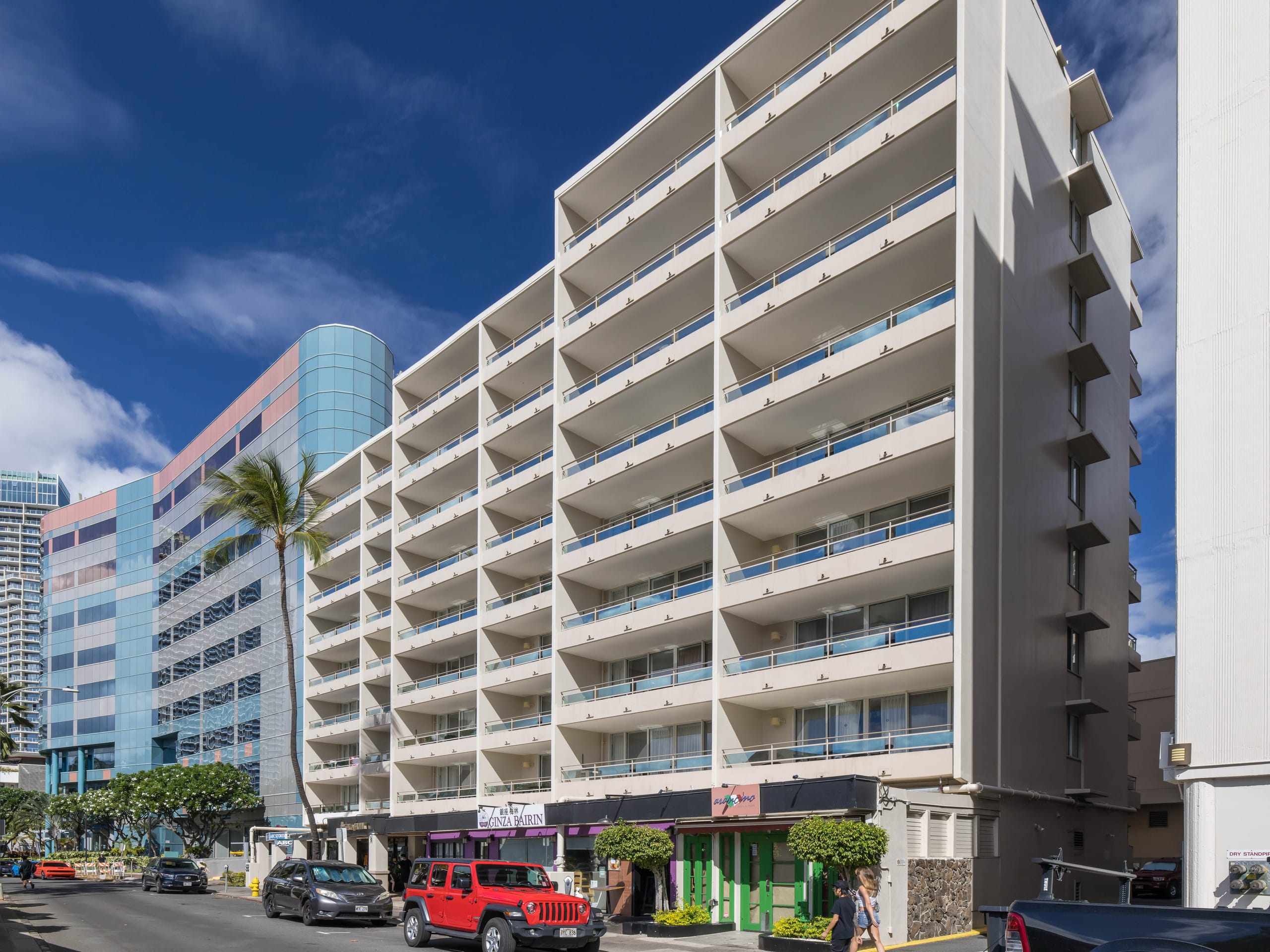 Regency Waikiki City Vw 2B Never-end summer deal! - Image 18