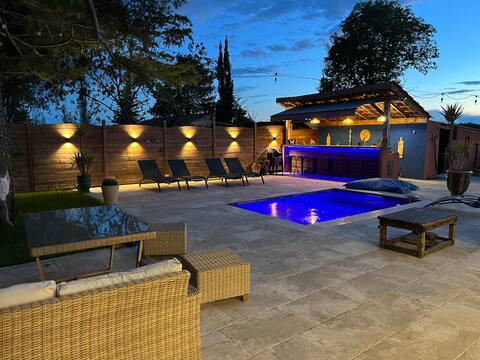 Le Mazet, heated pool from March to October