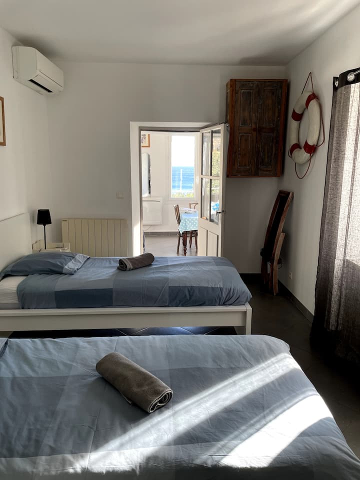 საძინებელი 1