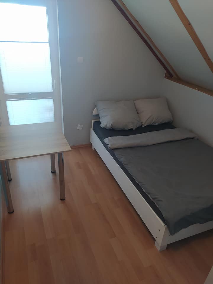 Spavaća soba 4