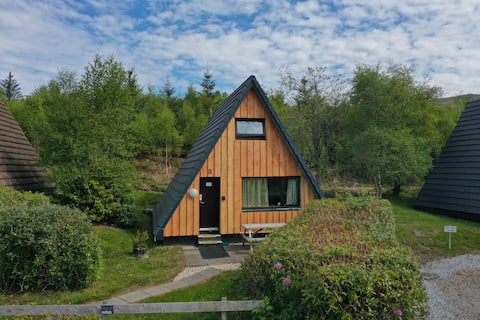 Cabin near Glencoe, with Loch & Mountain Views