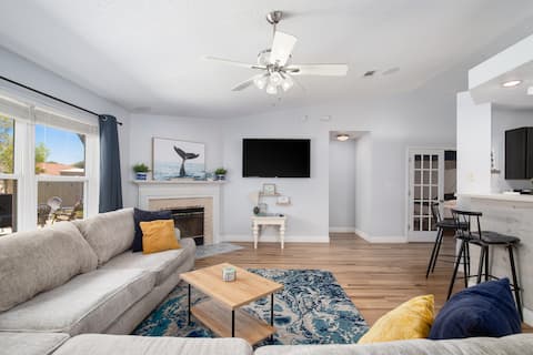 Popular Airbnb listing: Heated Pool-Fire Pit-Sun room -Near the Beach in Navarre